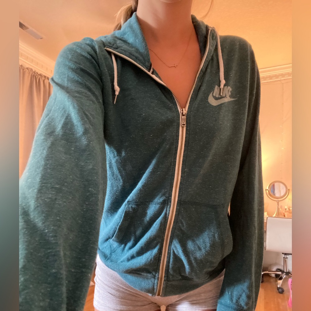 Nike workout zip up sweater